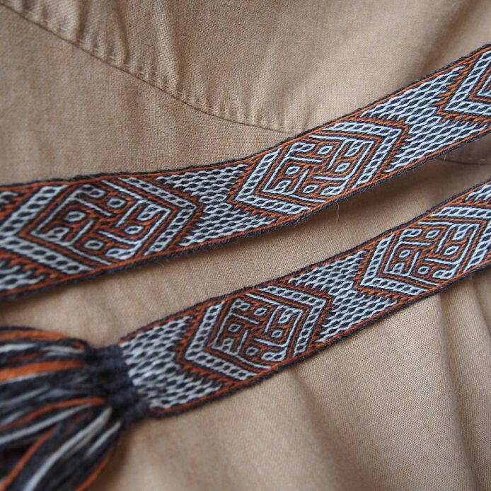 Tablet woven belt for historical re-enactment and LARP, D40_Fv1