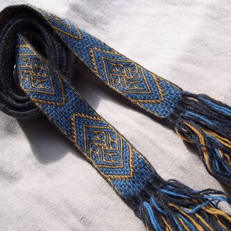 Tablet woven belt for historical re-enactment and LARP, D40_Fv2