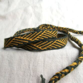 Tablet woven headband for historical reenactment, T20_Fv2