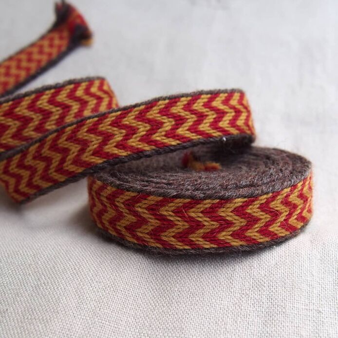 Tablet woven band for historical reenactment, Snartemo inspired,  A46_Fv1