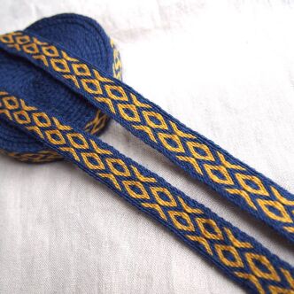 Tablet woven band for historical reenactment, A11_Fv1