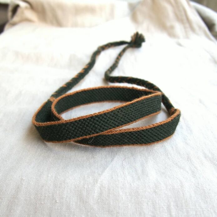 Tablet woven headband for historical reenactment, T31_Fv1